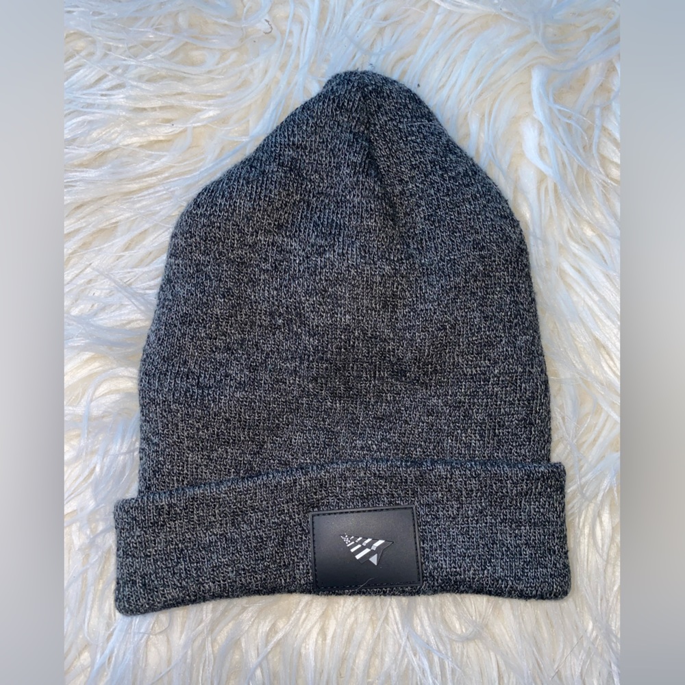 PAPER PLANES - PATCH SKULLY BEANIE (HEATHER CHARCOAL)